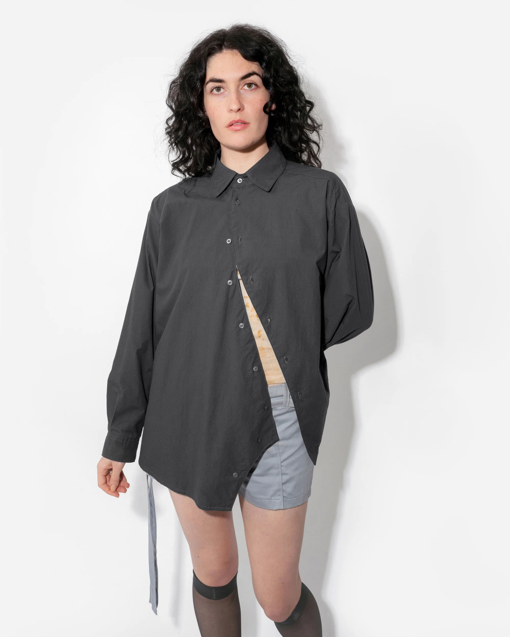 COSMO BUTTON UP IN CHARCOAL - Image 3